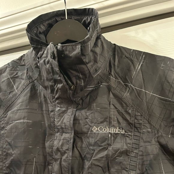 Columbia Winter Jacket - Picture 3 of 6